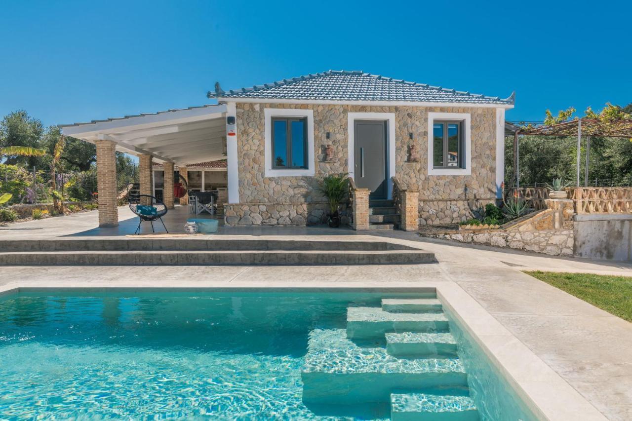 Binios Villa - Private Pool, Walking Distance From The Beach Vasilikí Eksteriør bilde